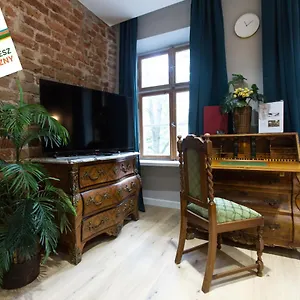 https://luxury-in-the-heart-of-the-old-town.krakowhotelspoland.com